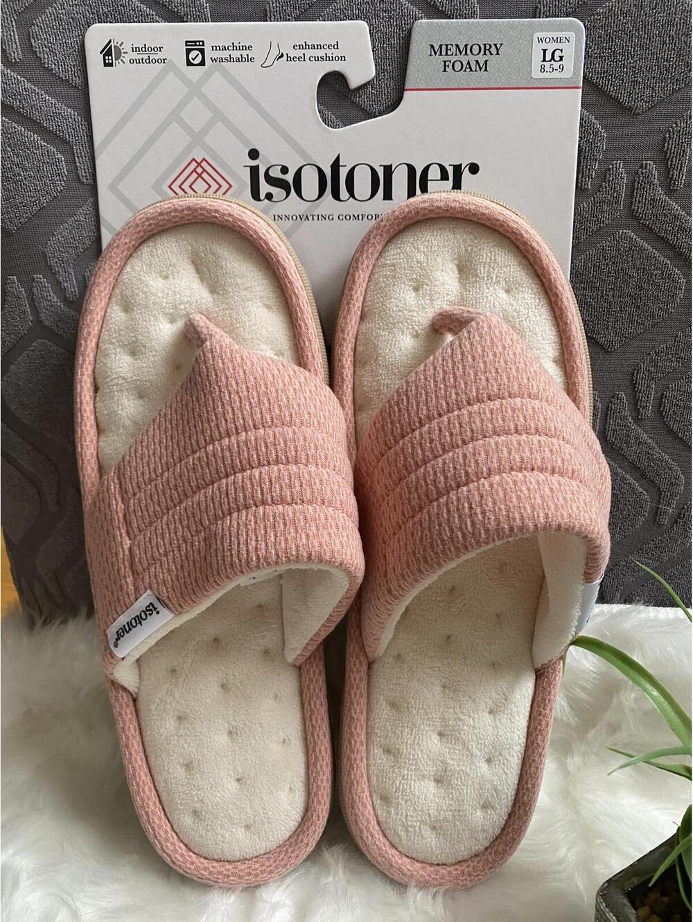 Isotoner Women's Memory Foam Slippers Large 8.5-9 Pink Indoor/Outdoor